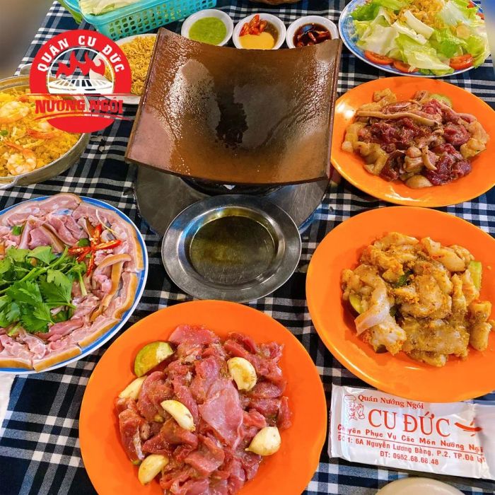 Hình ảnh đồ nướng ngói đặc trưng Đà Lạt (Nguồn: Tổng hợp)