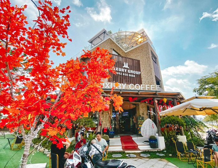 Góc sống ảo độc đáo tại Luxury Coffee