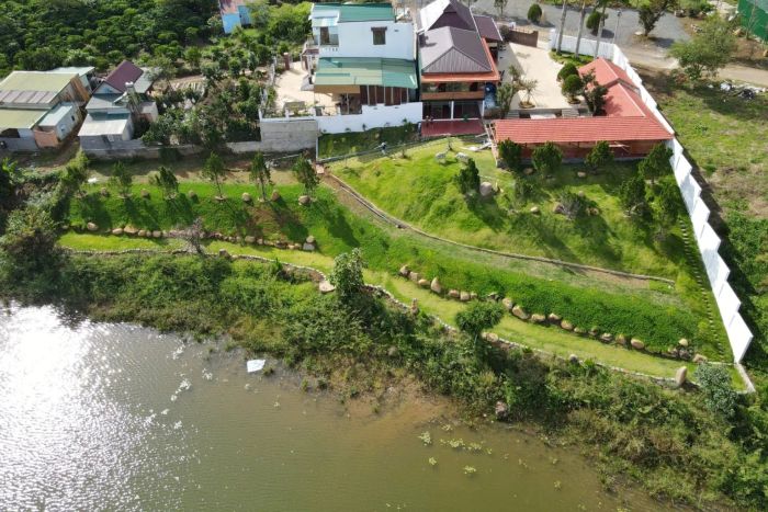 Không gian ấm cúng tại Nhà Hàng Ẩm Thực Trịnh Gia