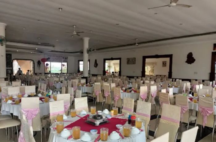 Khu vực tiệc ngoài trời tại Nhà hàng Hưng Phát 1 Lộc An