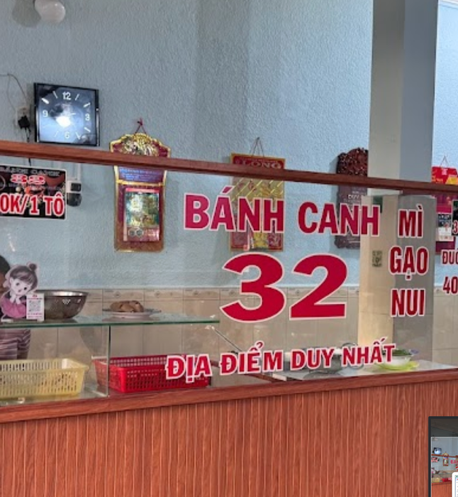 Bánh Canh 32 - Không gian ấm cúng giữa lòng thành phố