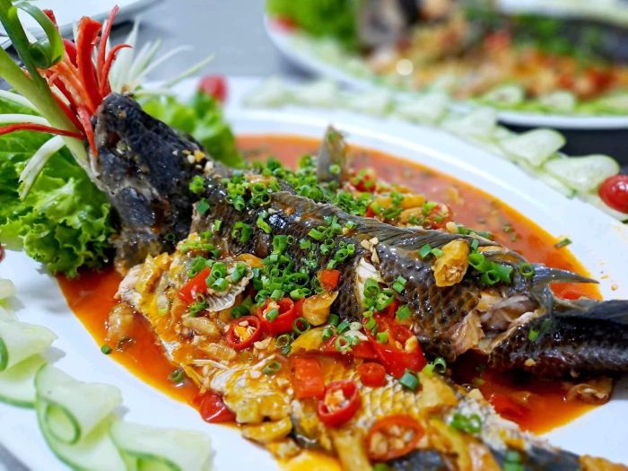 Không gian ẩm thực nghệ thuật tại Ẩm Thực Phố - Ảnh 1