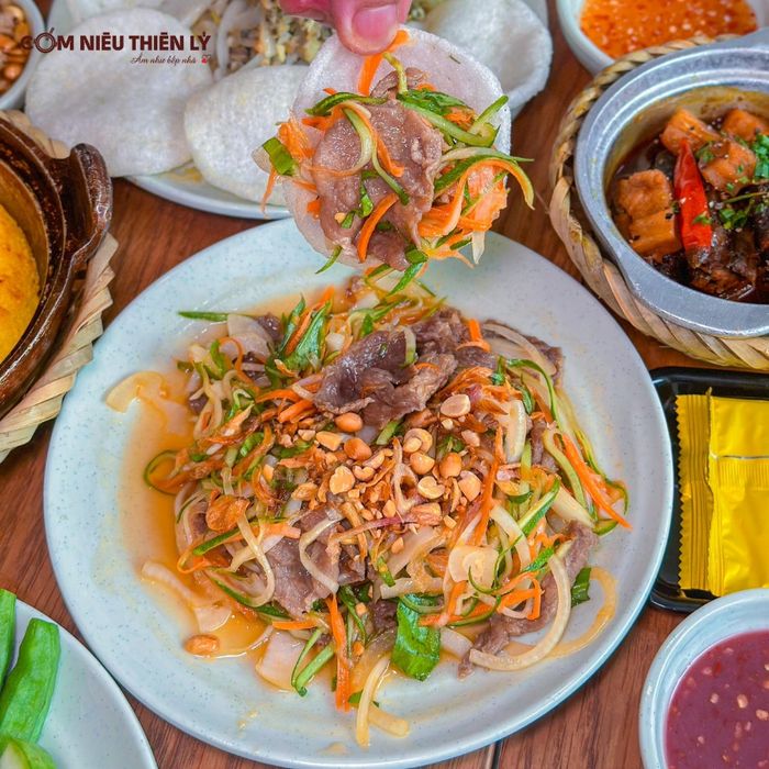 Nghệ thuật trình bày món ăn truyền thống
