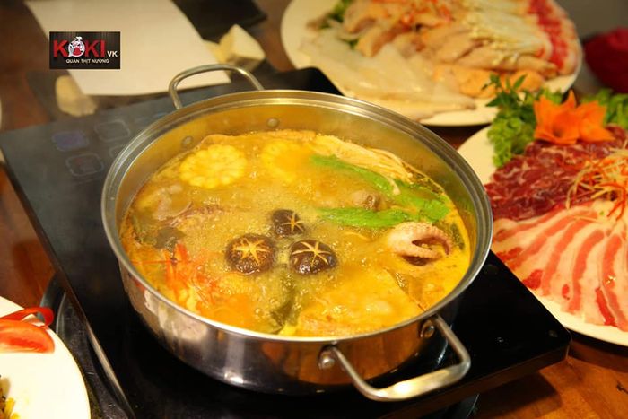 Ảnh minh họa về menu lẩu đa dạng tại KoKivk
