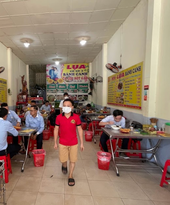 Hình ảnh tô bánh canh thơm ngon tại Bánh Canh Lụa