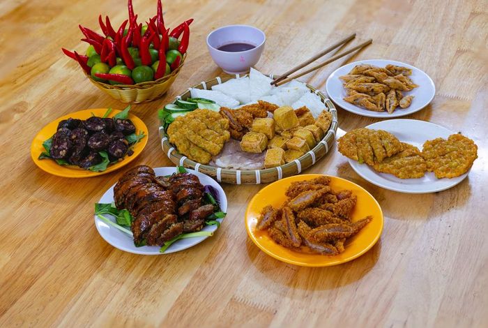Mâm bún đậu thịnh soạn chuẩn vị Hà Thành tại Tiến Hải