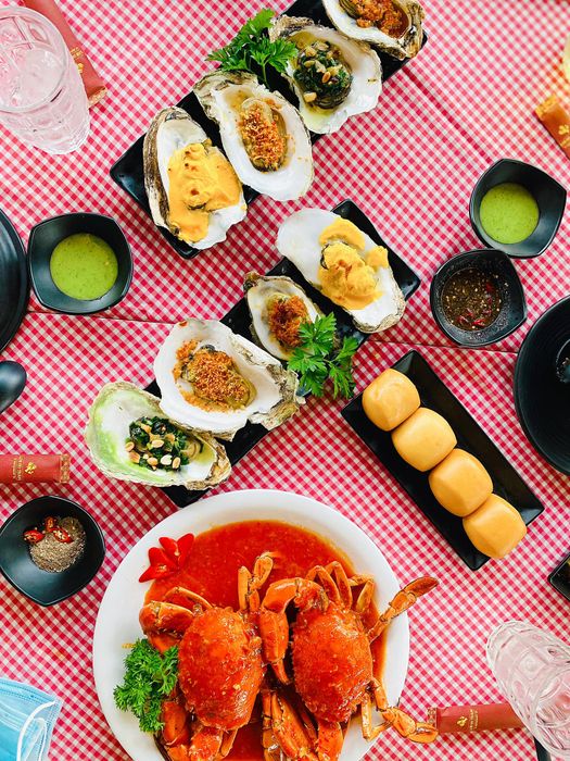 Không gian sang trọng và món ngon đặc sắc tại Lob Hồ Tràm