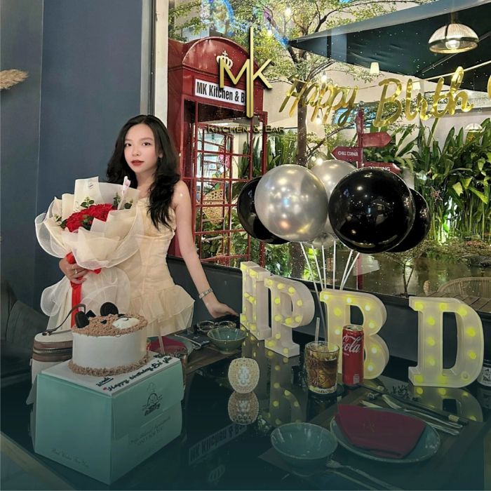 Khoảnh khắc thưởng thức ẩm thực đẳng cấp