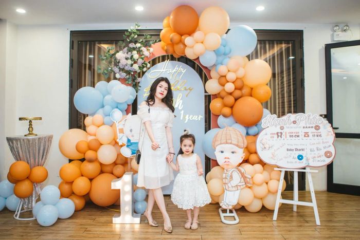 Nhà Hàng Hồng Long Lào Cai - Hình ảnh 1