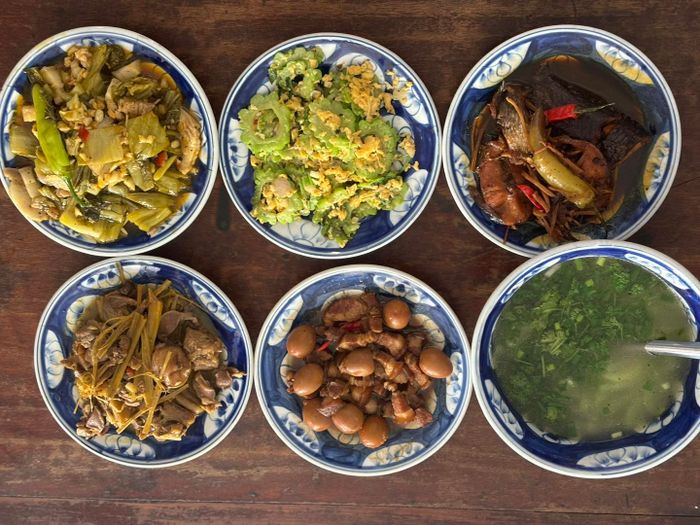 Không gian ấm cúng và món ngon đặc sắc tại Kim Hương