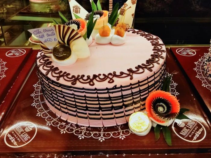 Hình ảnh những tác phẩm bánh nghệ thuật độc đáo tại Ngọc Long Bakery