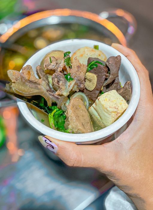 Ảnh món lẩu bò đặc trưng - Ảnh 1