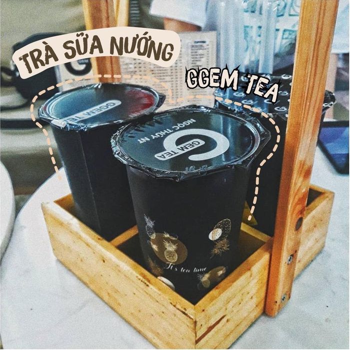 GGem tea ảnh 1 - góc check-in xinh xắn với những ly trà sữa trình bày nghệ thuật trong không gian tươi sáng