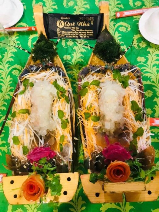 Không gian ấm cúng tại Nhà Hàng Quê Nhà