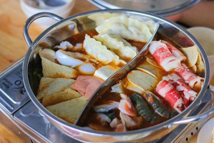 Hình ảnh món lẩu hấp dẫn tại Kimchi House