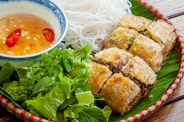 Quán Cua 3 Càng - Không Gian Ấm Cúng Và Món Ăn Đặc Sắc