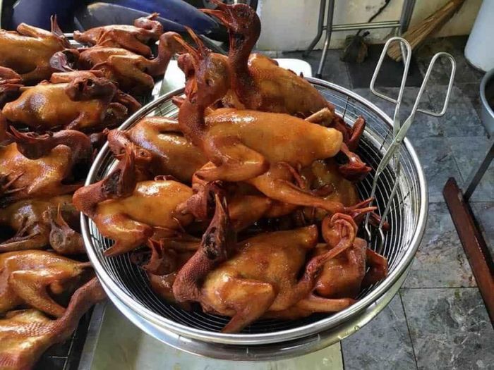 Chim Quay - Gà Tần Tống Duy Tân - Món Ăn Từ Xưa Giới Quý Tộc Cũng Không Thể Bỏ Qua