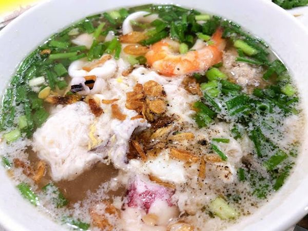 Hủ Tiếu Mực Ngũ Gia - Món quà ẩm thực đánh thức mọi giác quan