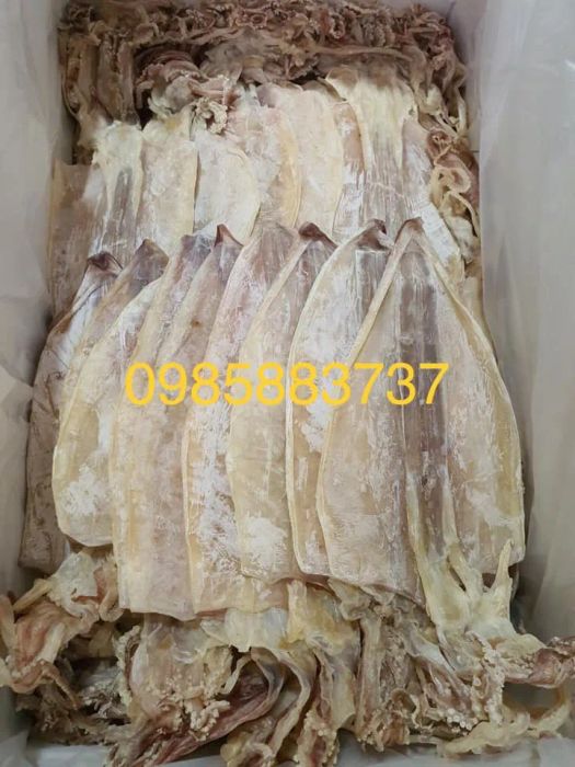 Bộ sưu tập mực khô đặc biệt tại Hải sản Lê Kha