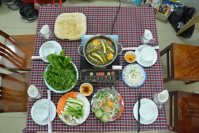 Hình ảnh món ngon đặc trưng của Quán Năm Hiền