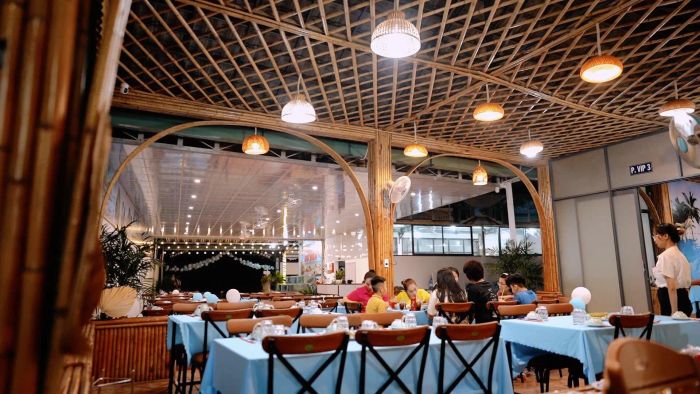 Ẩm Thực Gió Biển - Góc ảnh đẹp từ không gian ẩm thực đậm chất biển