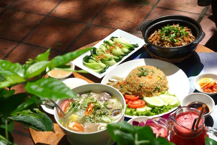 Không gian thanh tịnh và món chay tinh tế tại Bông Súng