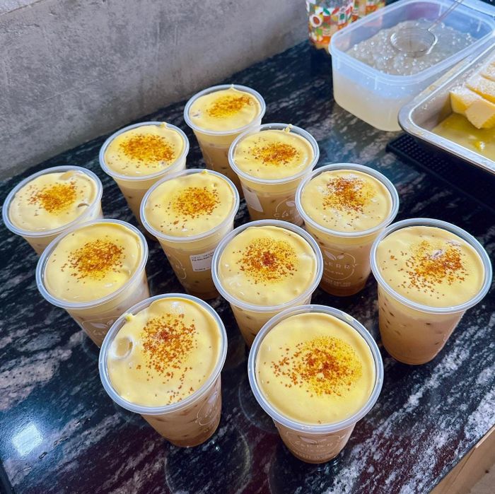 Những ly trà sữa nghệ thuật tại HALY Coffee