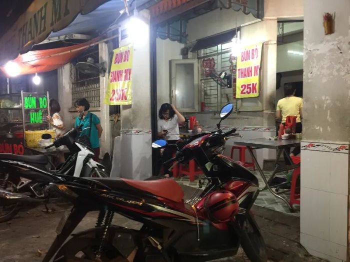 Hình ảnh không gian và món ăn tại quán Thanh My
