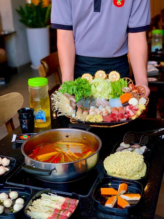 Những món ăn đặc trưng được trình bày đẹp mắt tại Kim Chi Quán