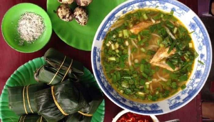 Hình ảnh tô bánh canh Mùi thơm ngon đầy hấp dẫn