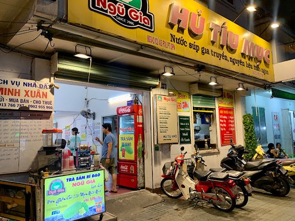 Hủ Tiếu Mực Ngũ Gia - tác phẩm nghệ thuật ẩm thực đẹp mắt và hấp dẫn