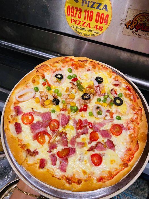 Hình ảnh pizza hấp dẫn tại 48 PIZZA Linh Giang Hải Thành