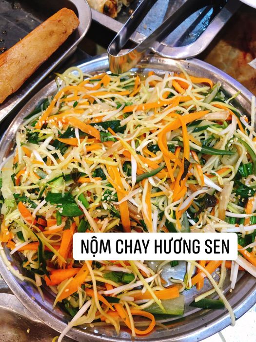 Không gian thanh tịnh tại Hương Sen Chay - Ảnh 1
