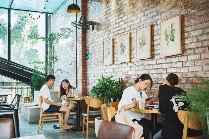 AN Garden by AN cafe ảnh 1 - góc sống ảo đầy nghệ thuật với không gian xanh mát và ánh đèn lung linh về đêm