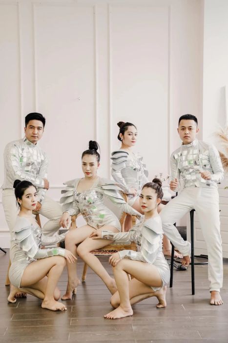 Những thiết kế ấn tượng từ Đàm Linh