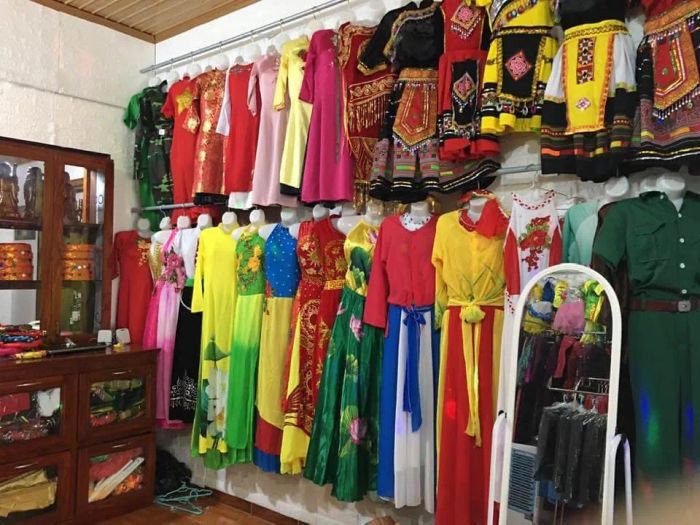 Bộ sưu tập trang phục ấn tượng tại Áo Dài Hà Nhi