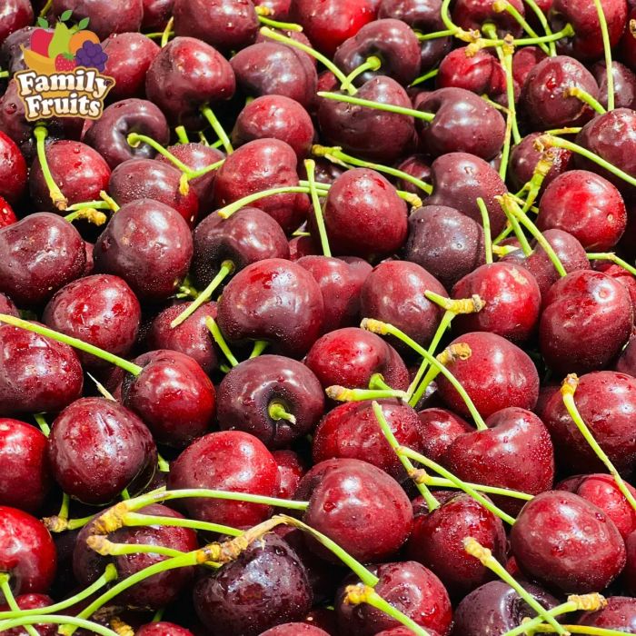 Không gian trưng bày đa dạng tại Family Fruits