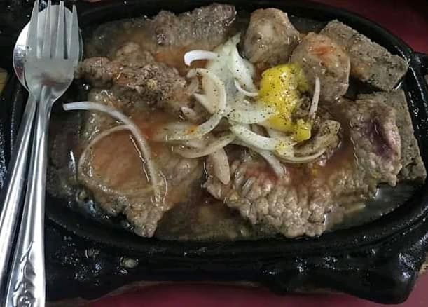 Không gian ấm cúng và món ngon đặc biệt tại Bò Né 3 Ngon Phú Cường