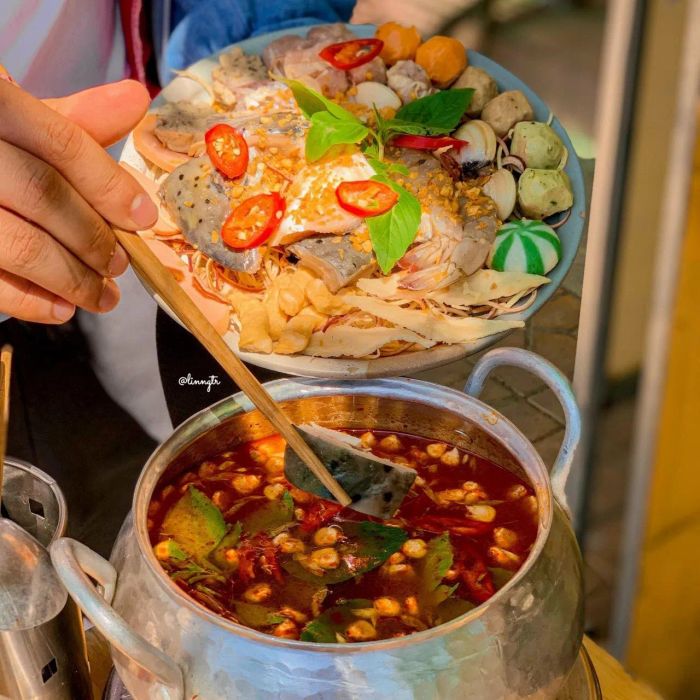 Hình ảnh những món lẩu đặc trưng tại Quán CHOÉT