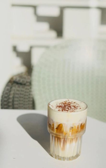 Góc sống ảo đầy chất thơ tại 1988 CAFE