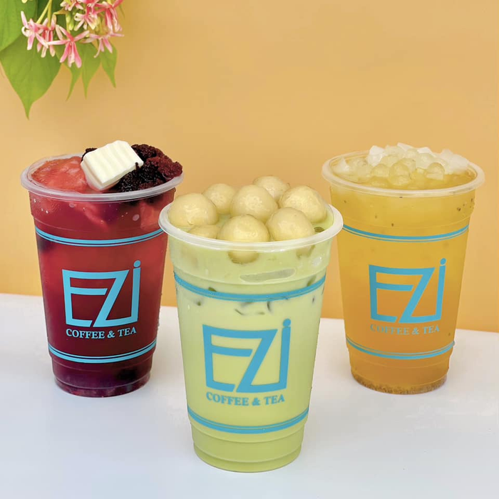 Không gian ấn tượng tại EZI Coffee & Tea