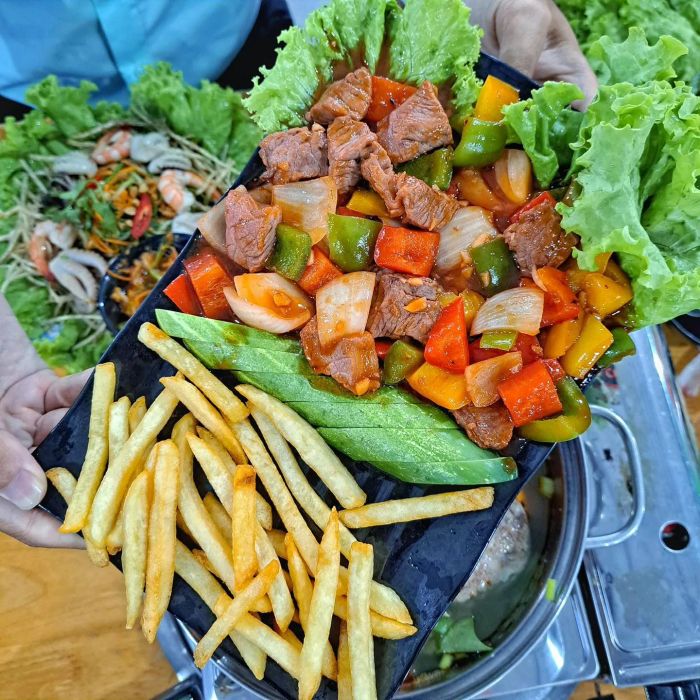 Hình ảnh những món lẩu đặc sắc tại Buffet CHẢO
