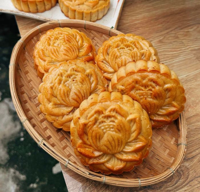 Tác phẩm nghệ thuật bánh trung thu từ 2Cake Bakery