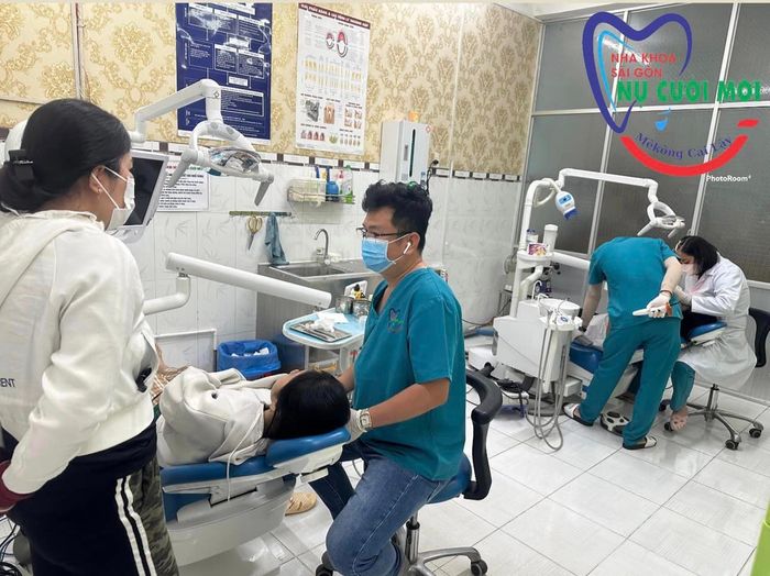 Hình ảnh Nha Khoa Sài Gòn - Nụ Cười Tỏa Sáng