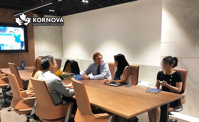 Hình ảnh hoạt động tư vấn định cư Mỹ tại Kornova