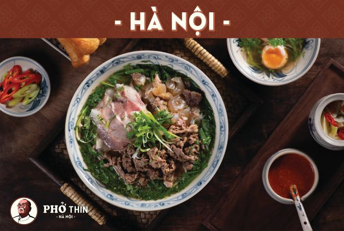 Hình ảnh tô phở Thìn Đà Nẵng - thịt bò tái nạm thơm ngon, nước dùng trong veo quyến rũ