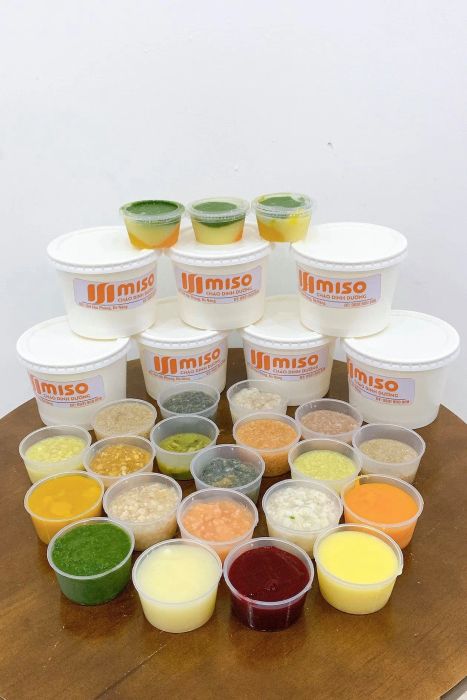 Không gian ấm cúng và món cháo dinh dưỡng tại Miso