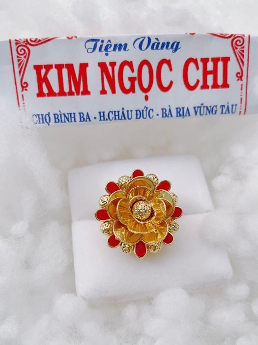 Không gian trưng bày sang trọng tại Tiệm vàng Kim Ngọc Chi