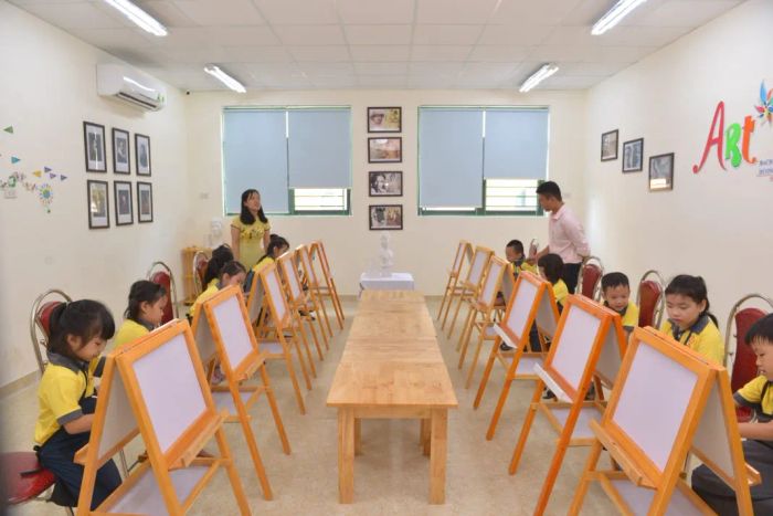 Trường Tiểu học Bạch Dương ảnh 1