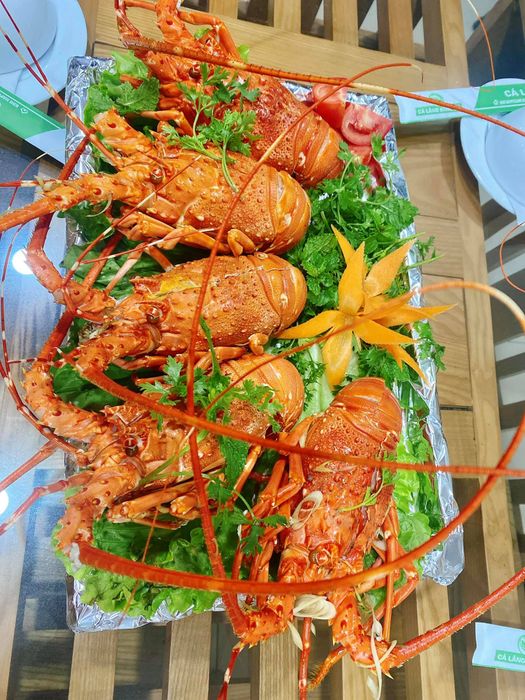 Bữa tiệc cá lăng đẳng cấp trong không gian sang trọng tại Nhà Hàng Cá Lăng Sông Đà